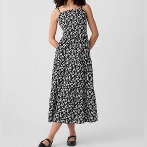 GAP Black Floral Tiered Maxi Dress - Small